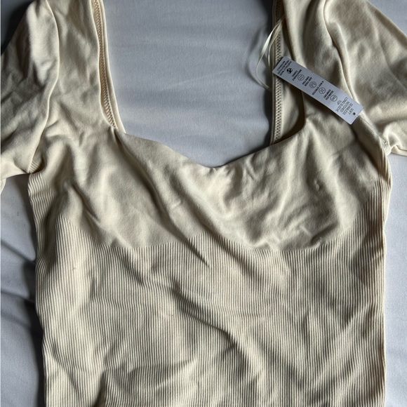 Cream Ribbed Women's Top - Picture 2 of 2